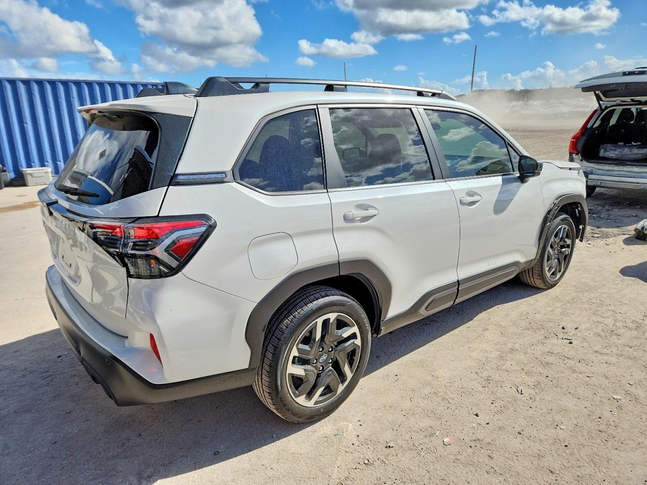2025 SUBARU FORESTER LIMITED photo 3