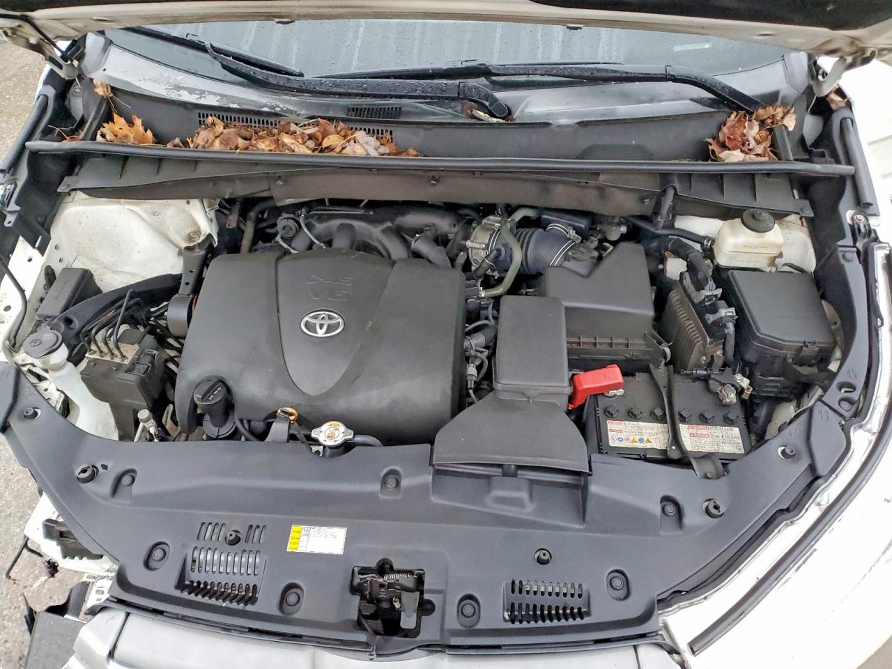 2019 TOYOTA HIGHLANDER LE photo 12