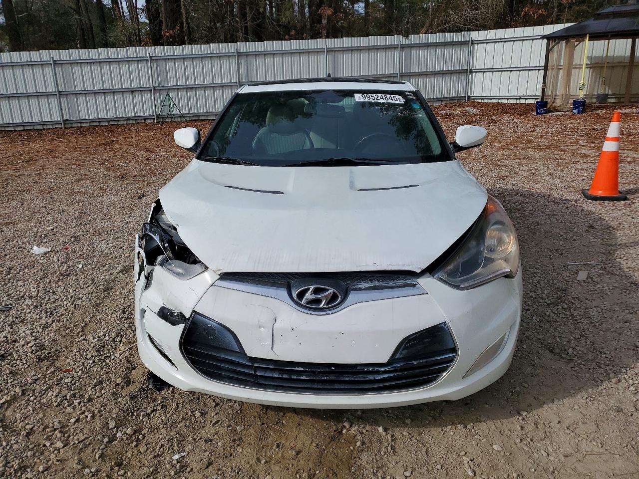 2013 HYUNDAI VELOSTER photo 5