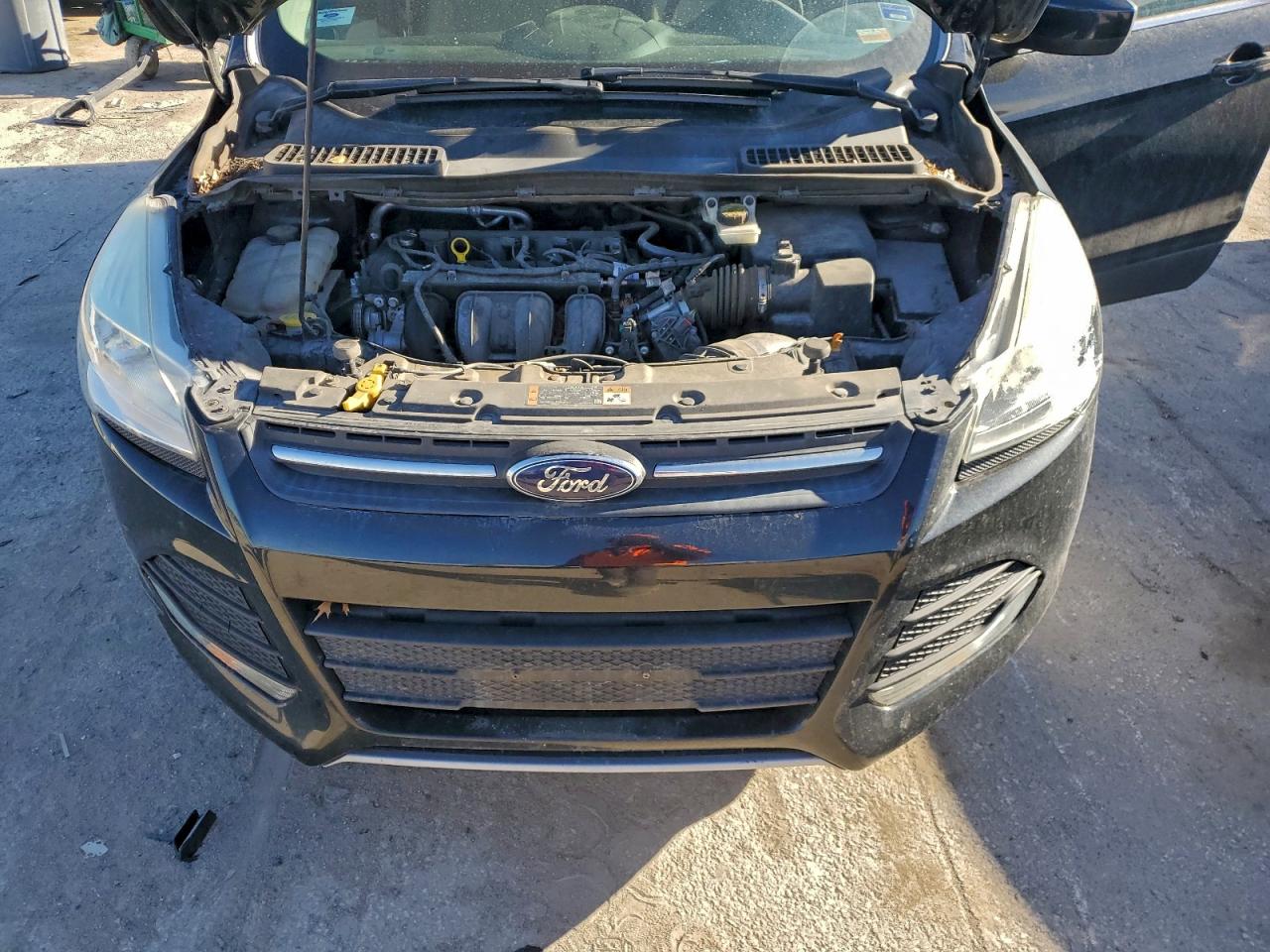 2015 FORD ESCAPE SE photo 12