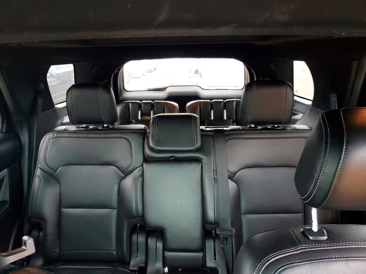 2017 FORD EXPLORER LIMITED photo 10