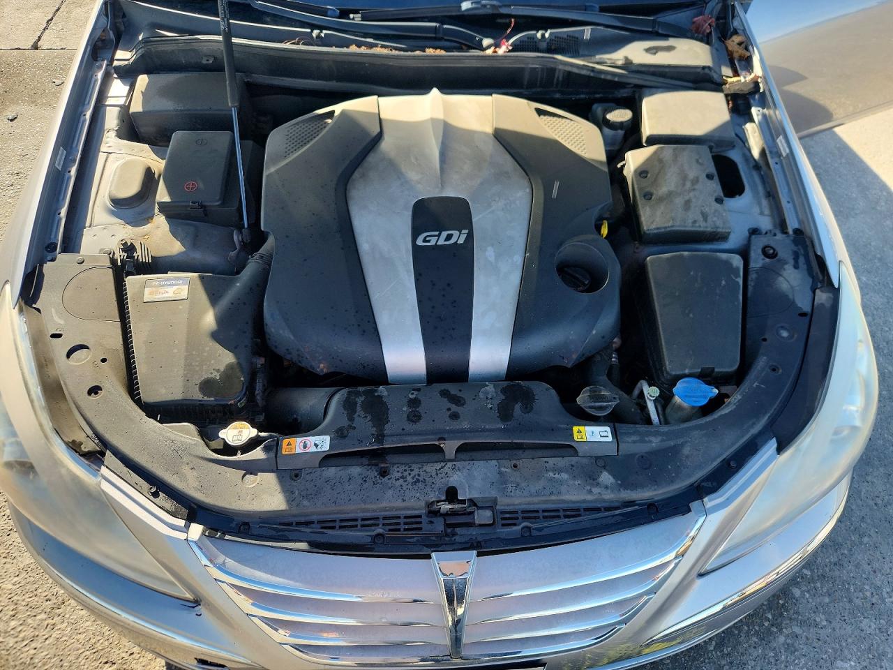 2013 HYUNDAI GENESIS 3.8L photo 11