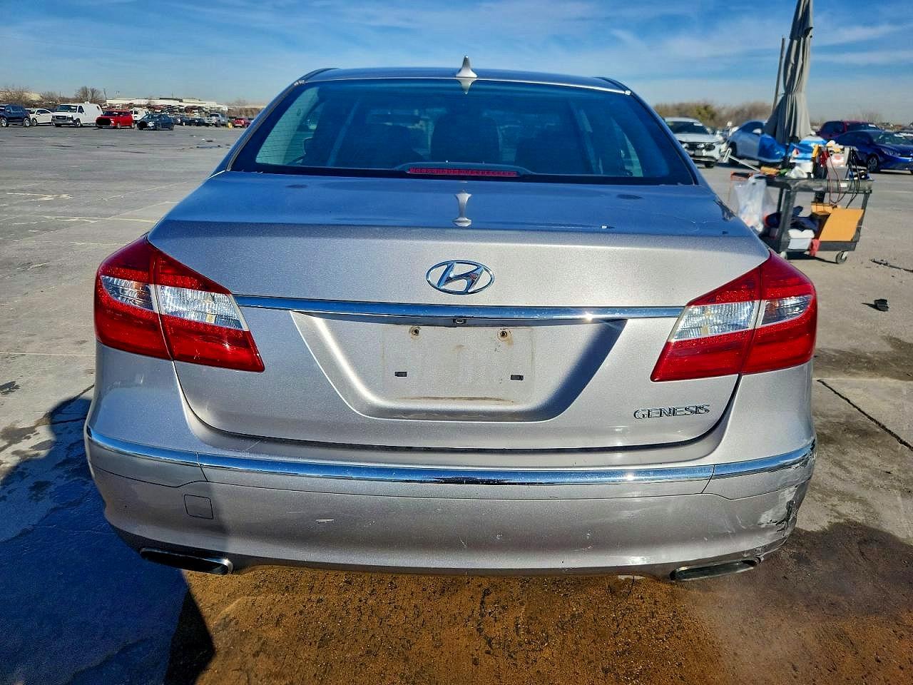 2013 HYUNDAI GENESIS 3.8L photo 6