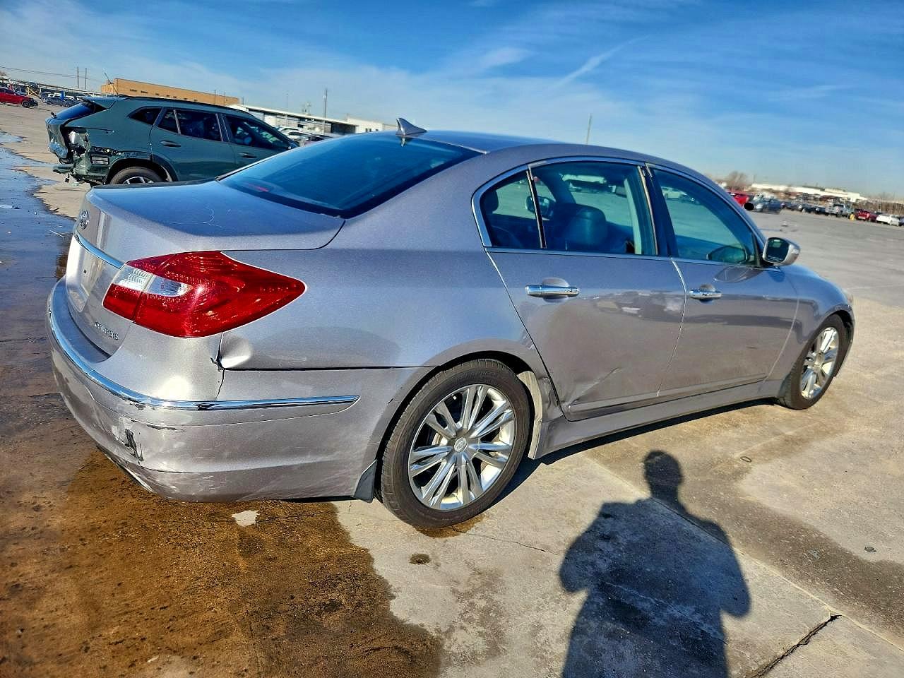 2013 HYUNDAI GENESIS 3.8L photo 3