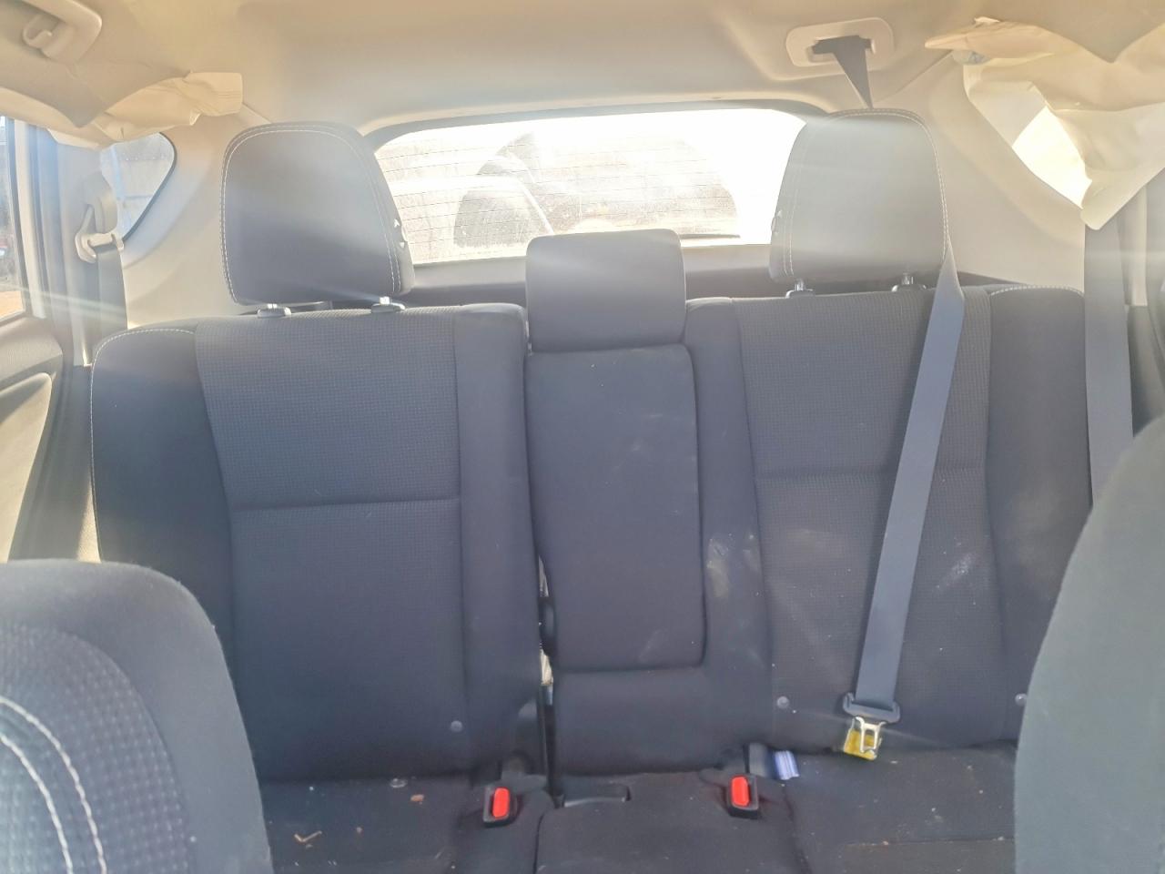 2016 TOYOTA RAV4 XLE photo 10
