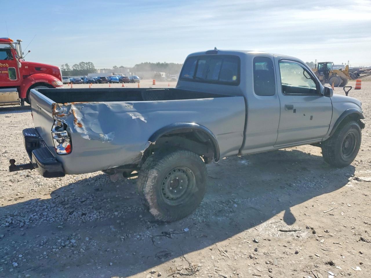 1999 TOYOTA TACOMA XTRACAB photo 3