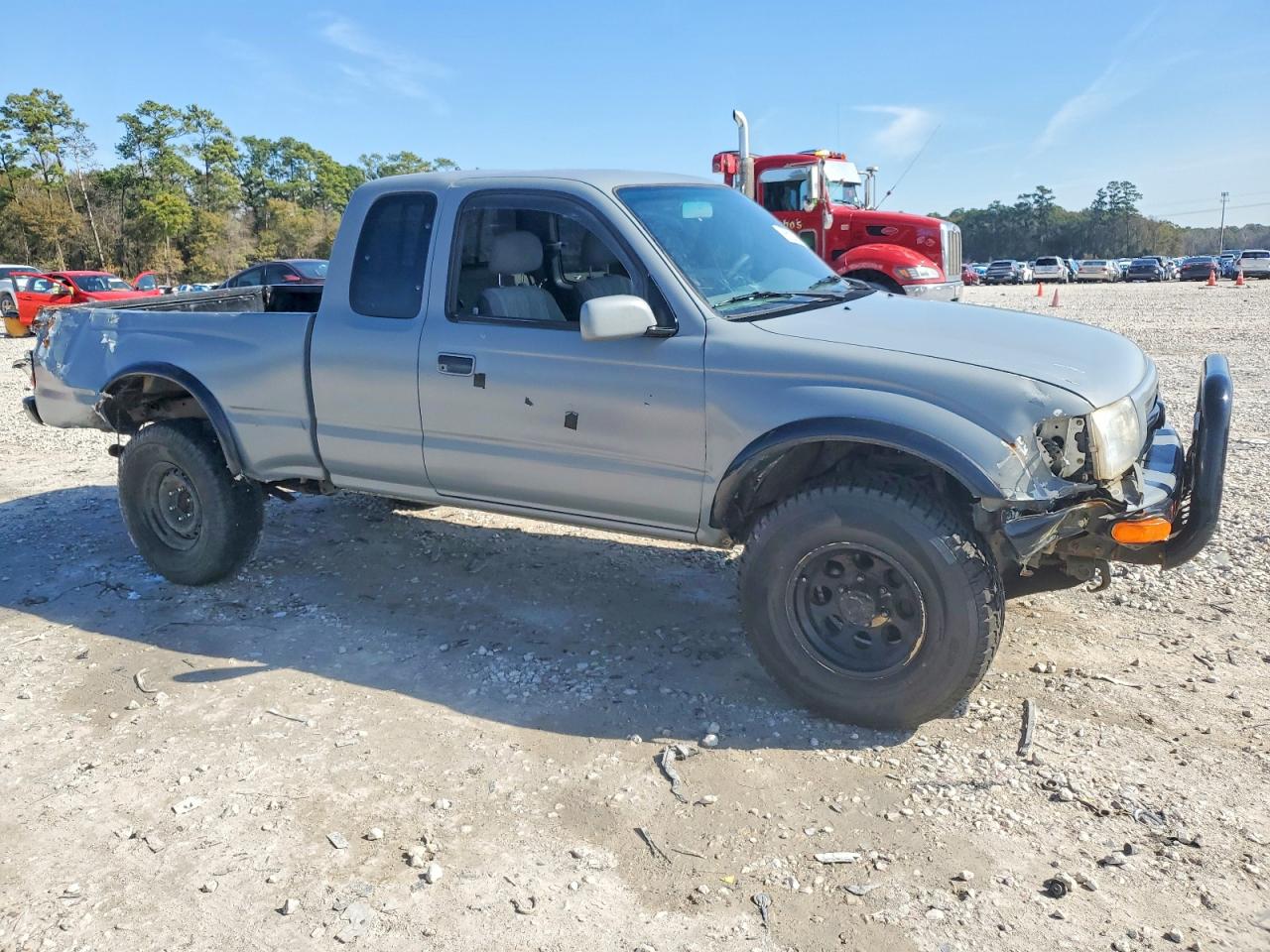 1999 TOYOTA TACOMA XTRACAB photo 4