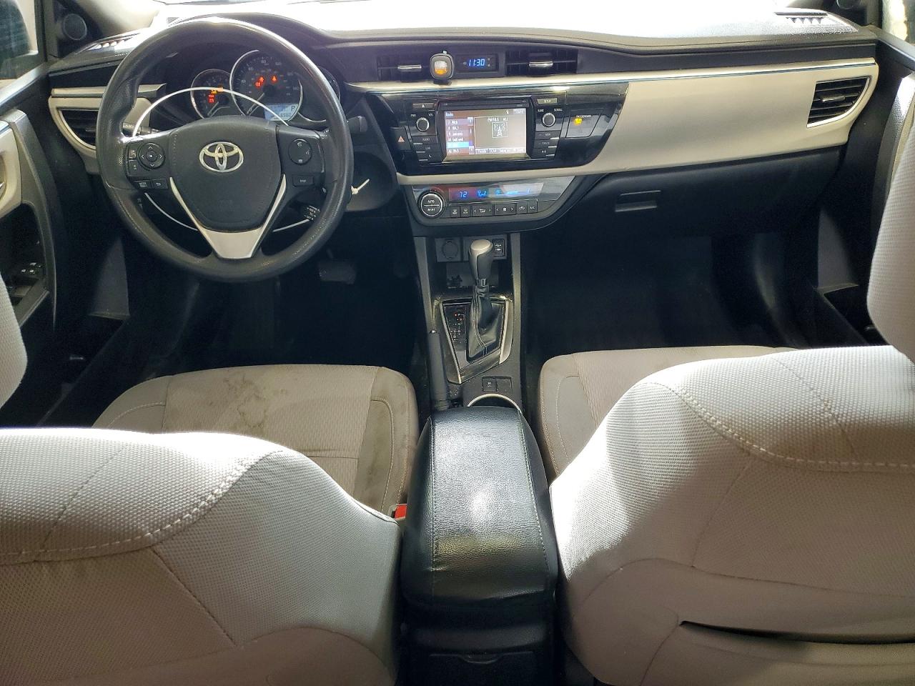 2014 TOYOTA COROLLA L photo 15