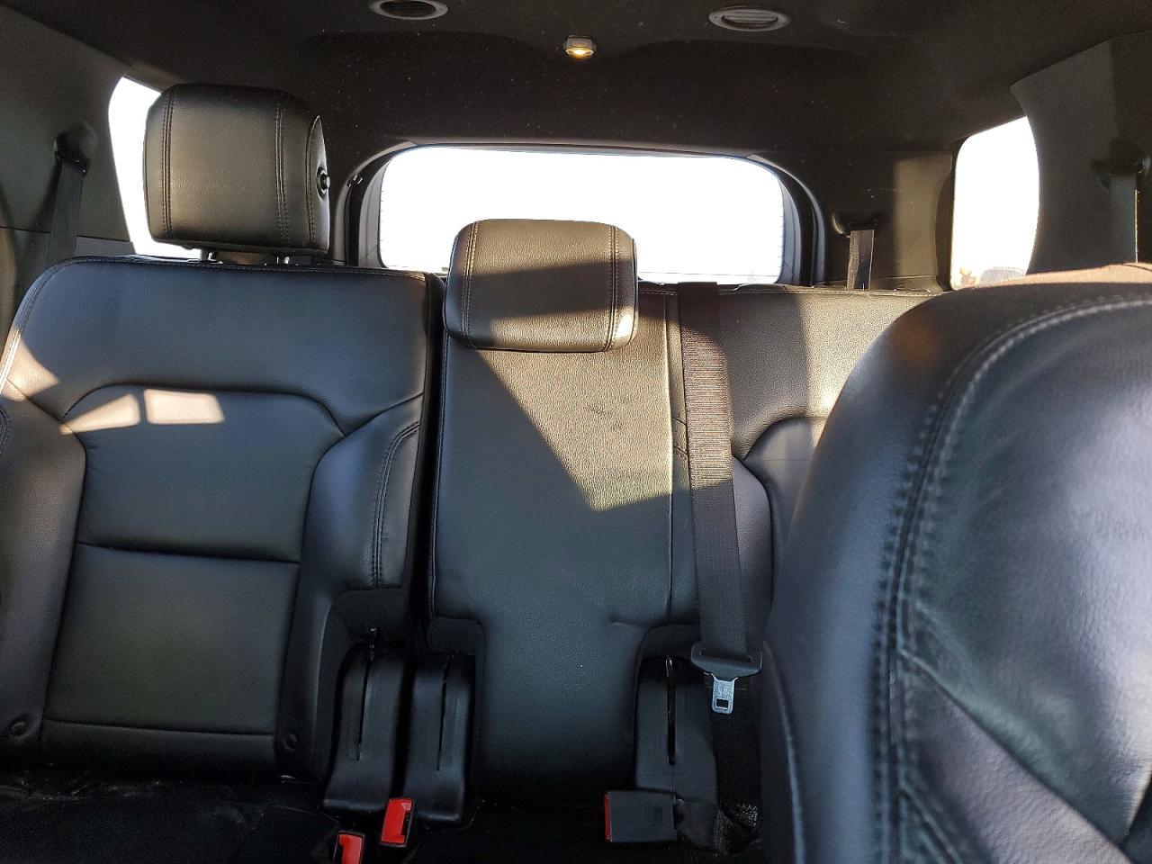 2017 FORD EXPLORER XLT photo 10
