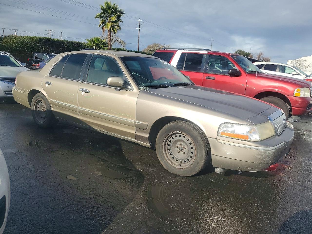 2000 MERCURY GRAND MARQUIS GS photo 4