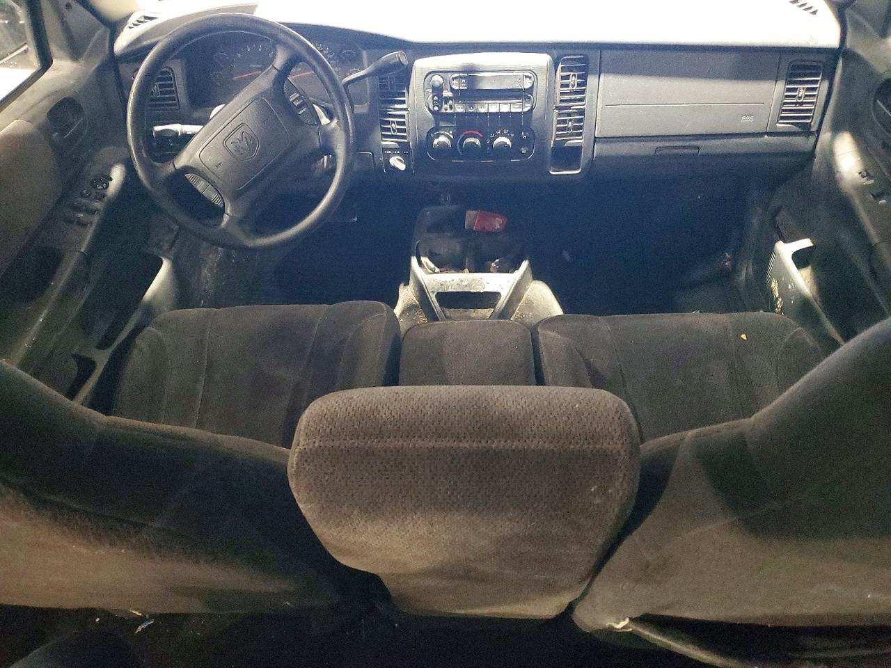 2003 DODGE DAKOTA QUAD SLT photo 8