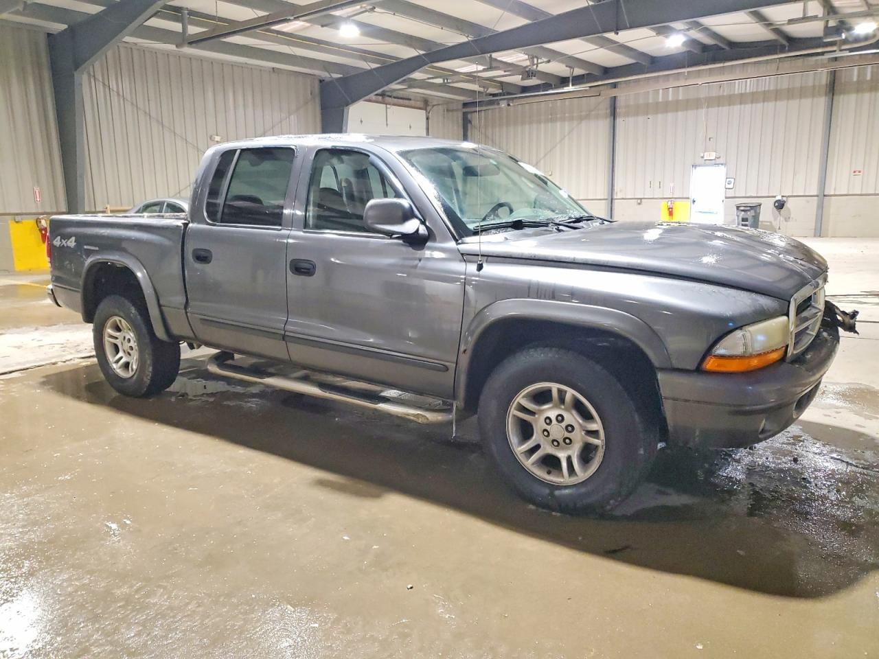 2003 DODGE DAKOTA QUAD SLT photo 4