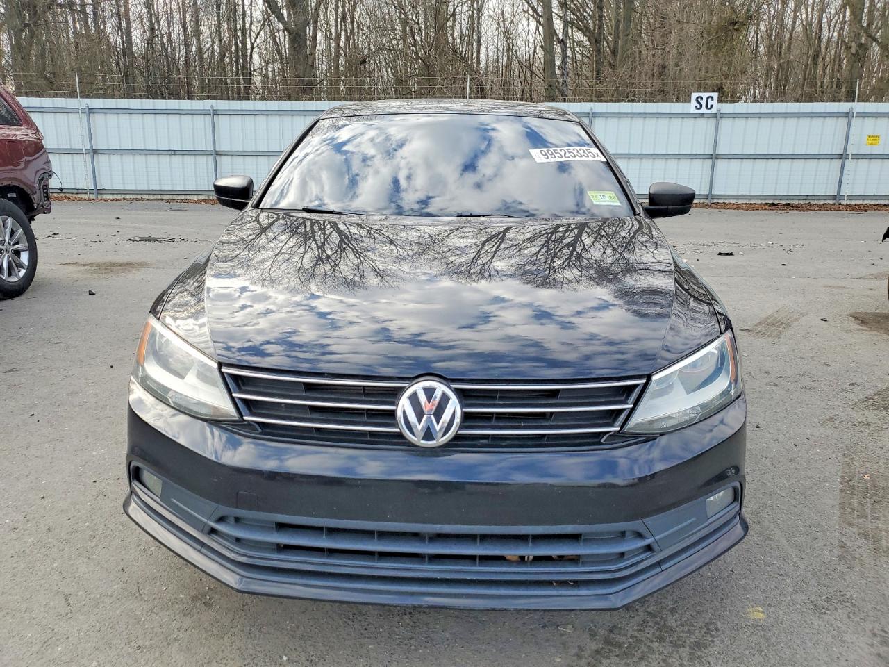 2016 VOLKSWAGEN JETTA SPORT photo 5
