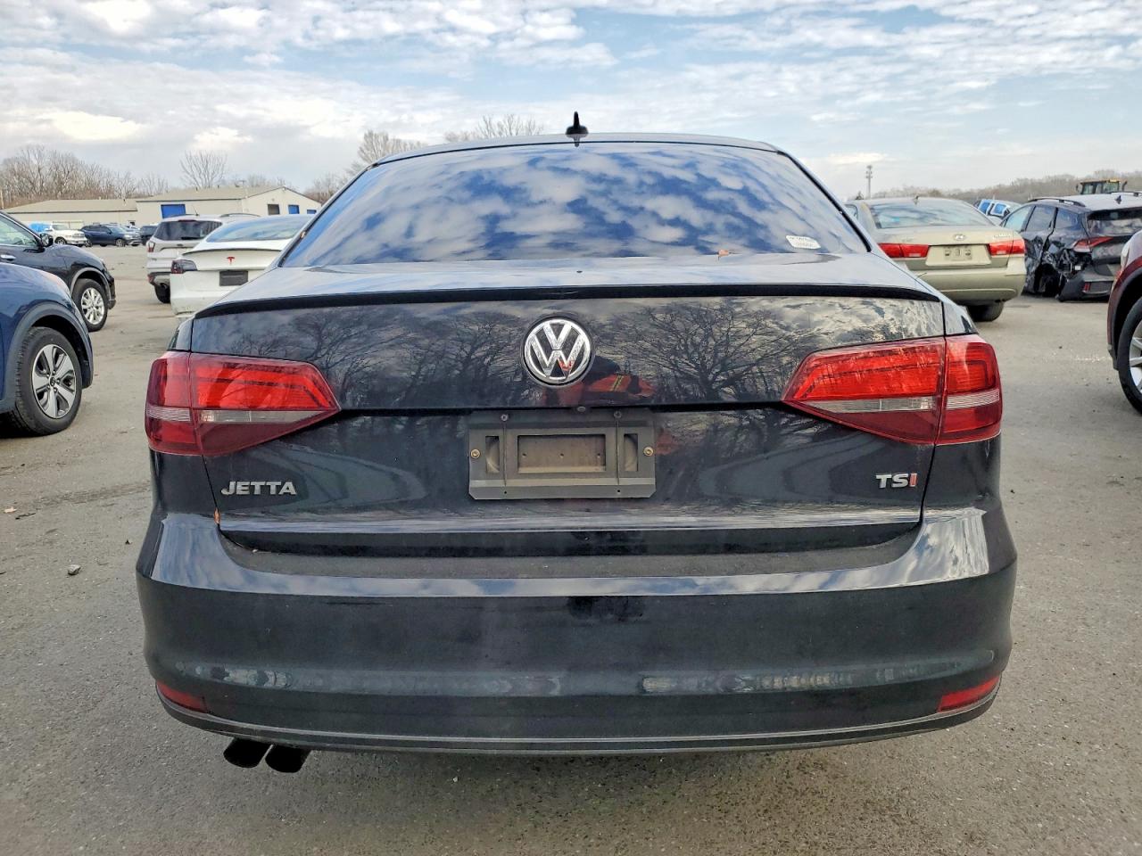 2016 VOLKSWAGEN JETTA SPORT photo 6