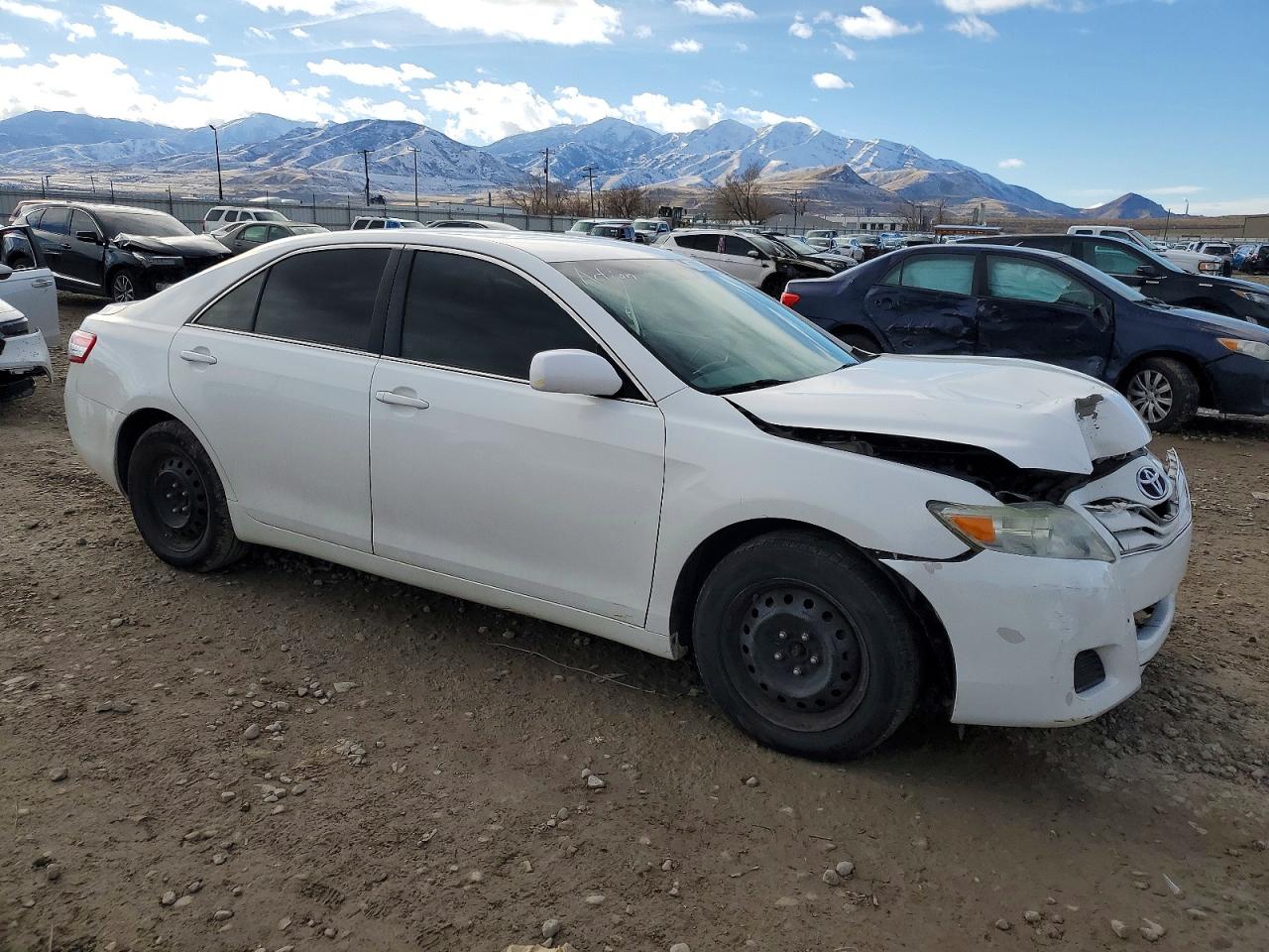 2010 TOYOTA CAMRY BASE photo 4