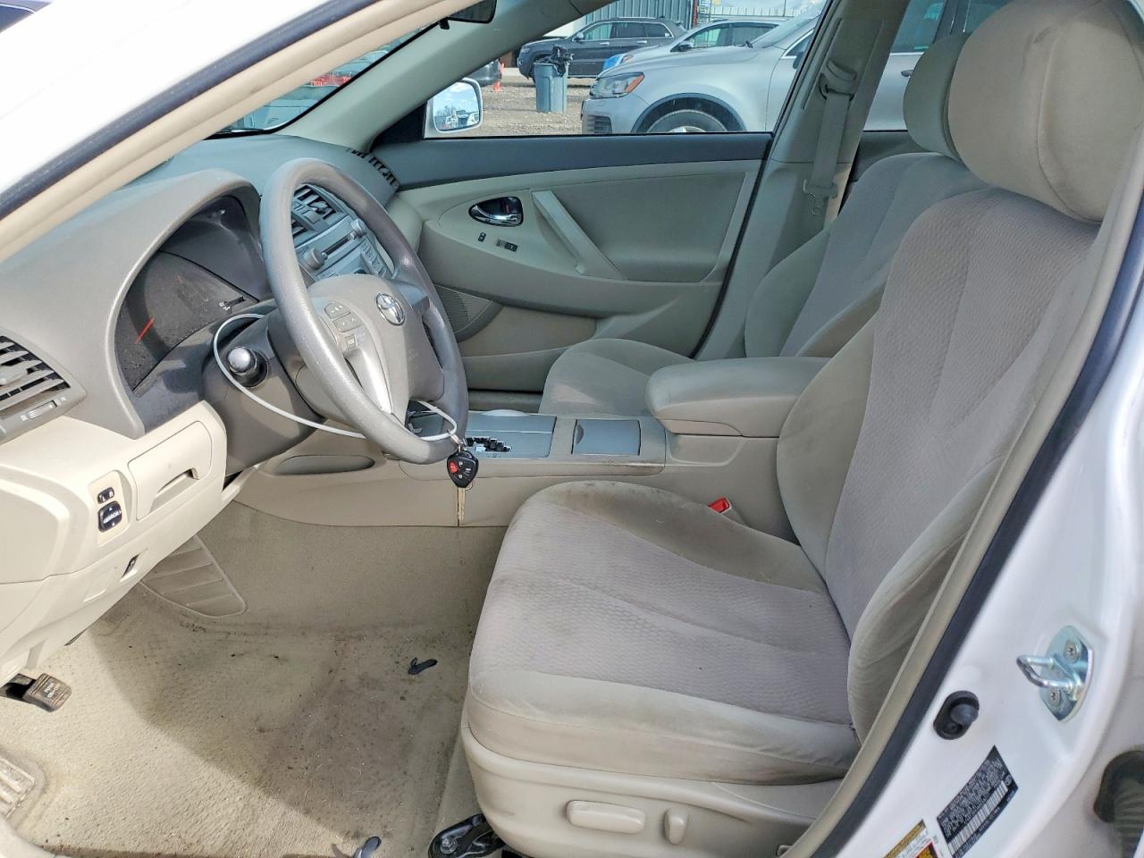 2010 TOYOTA CAMRY BASE photo 7