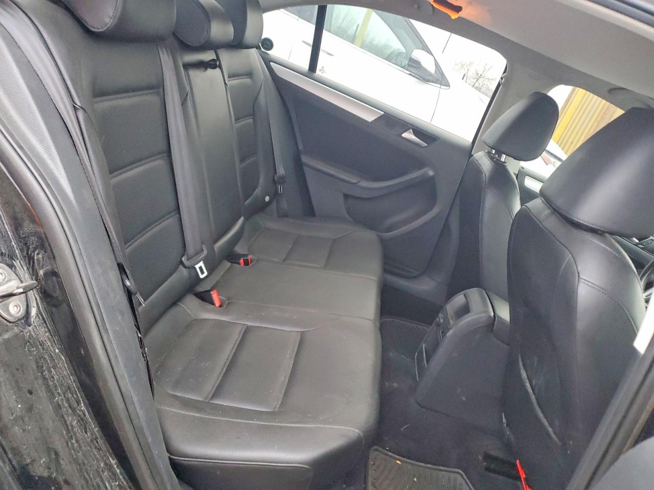 2013 VOLKSWAGEN JETTA SE photo 10