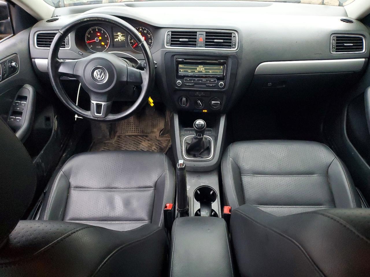 2013 VOLKSWAGEN JETTA SE photo 8