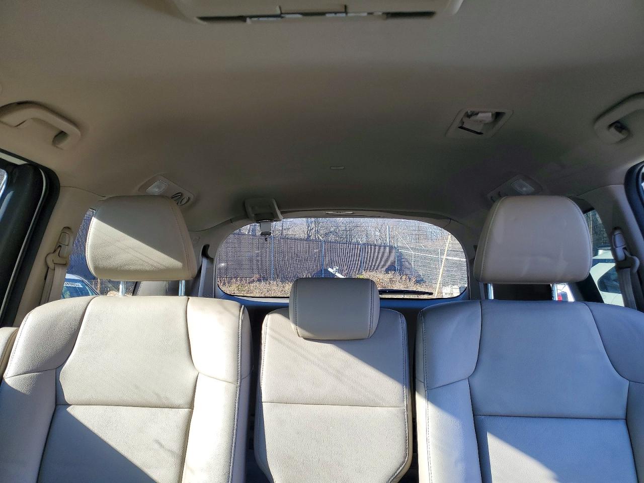 2014 HONDA ODYSSEY TOURING photo 10