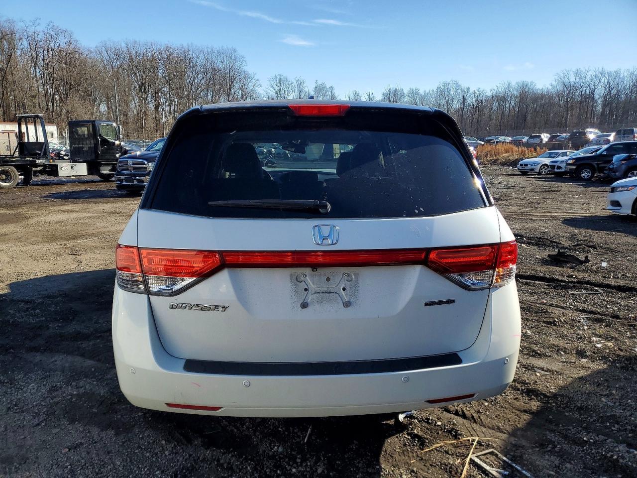 2014 HONDA ODYSSEY TOURING photo 6