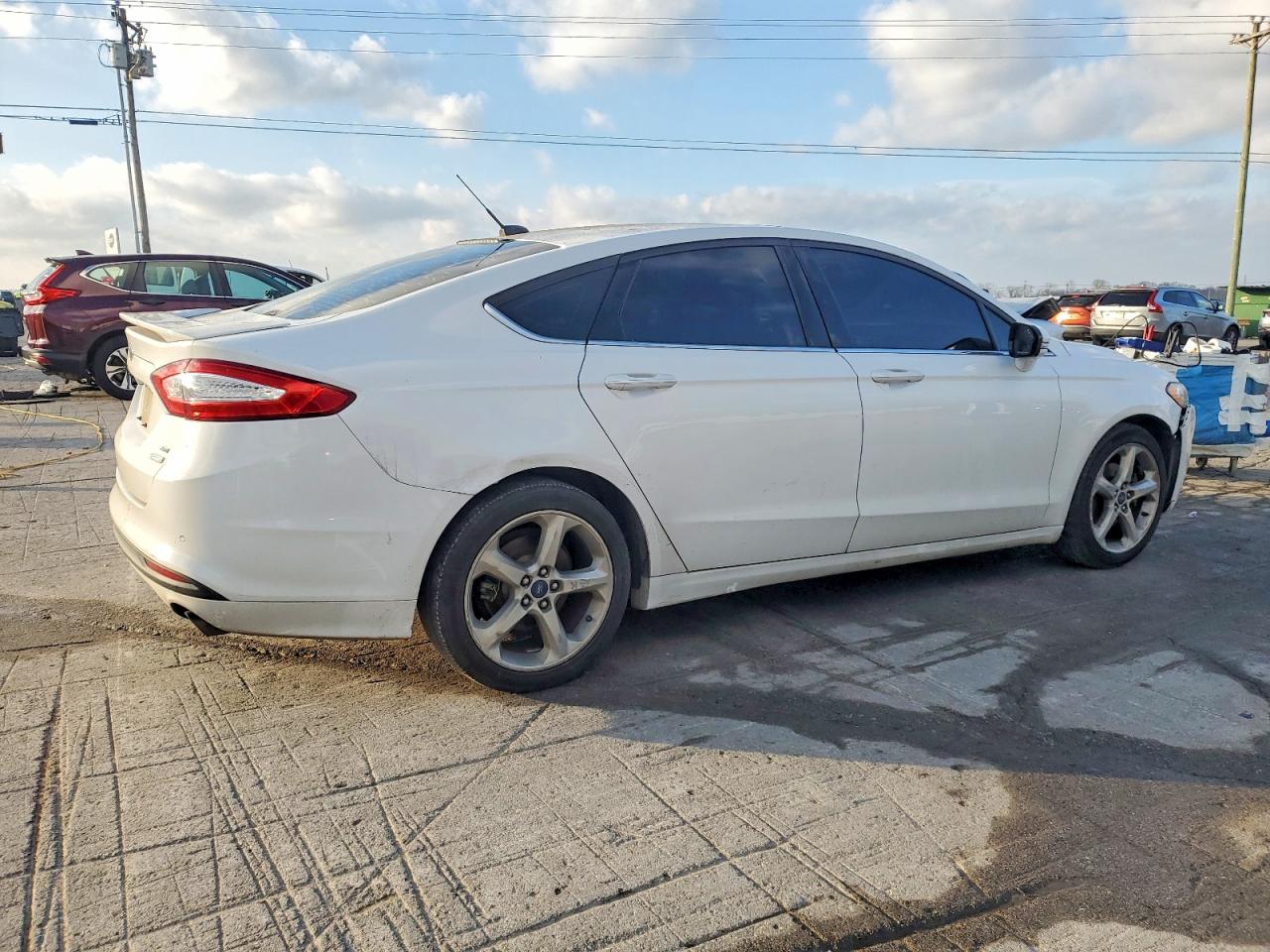 2016 FORD FUSION SE photo 3