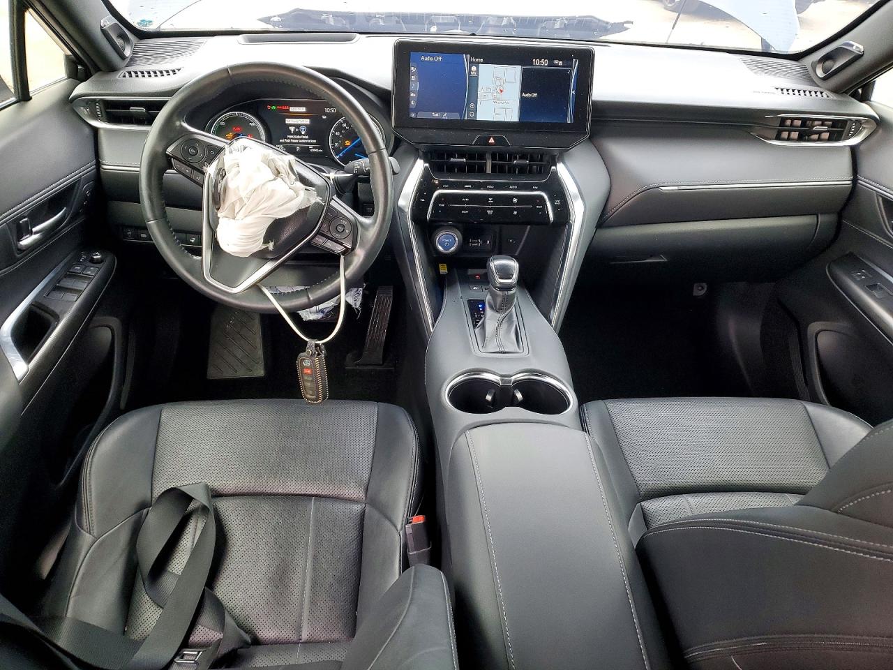 2021 TOYOTA VENZA LE photo 8