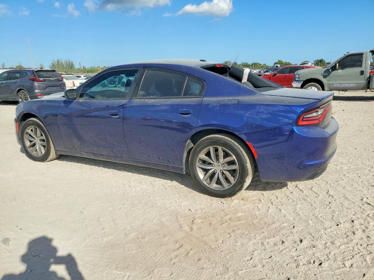 2015 DODGE CHARGER SXT photo 2