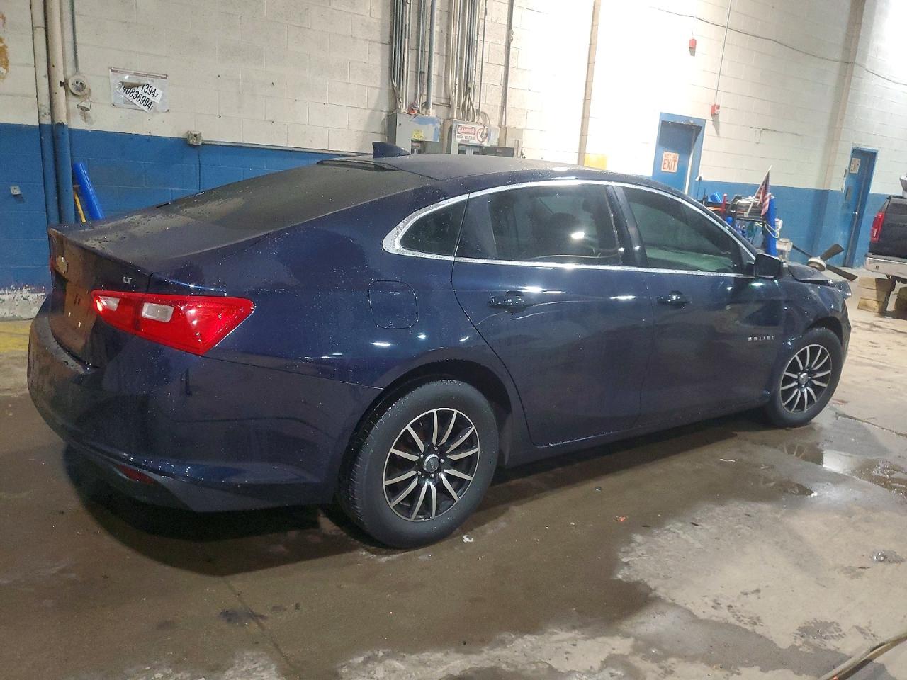 2016 CHEVROLET MALIBU LT photo 3