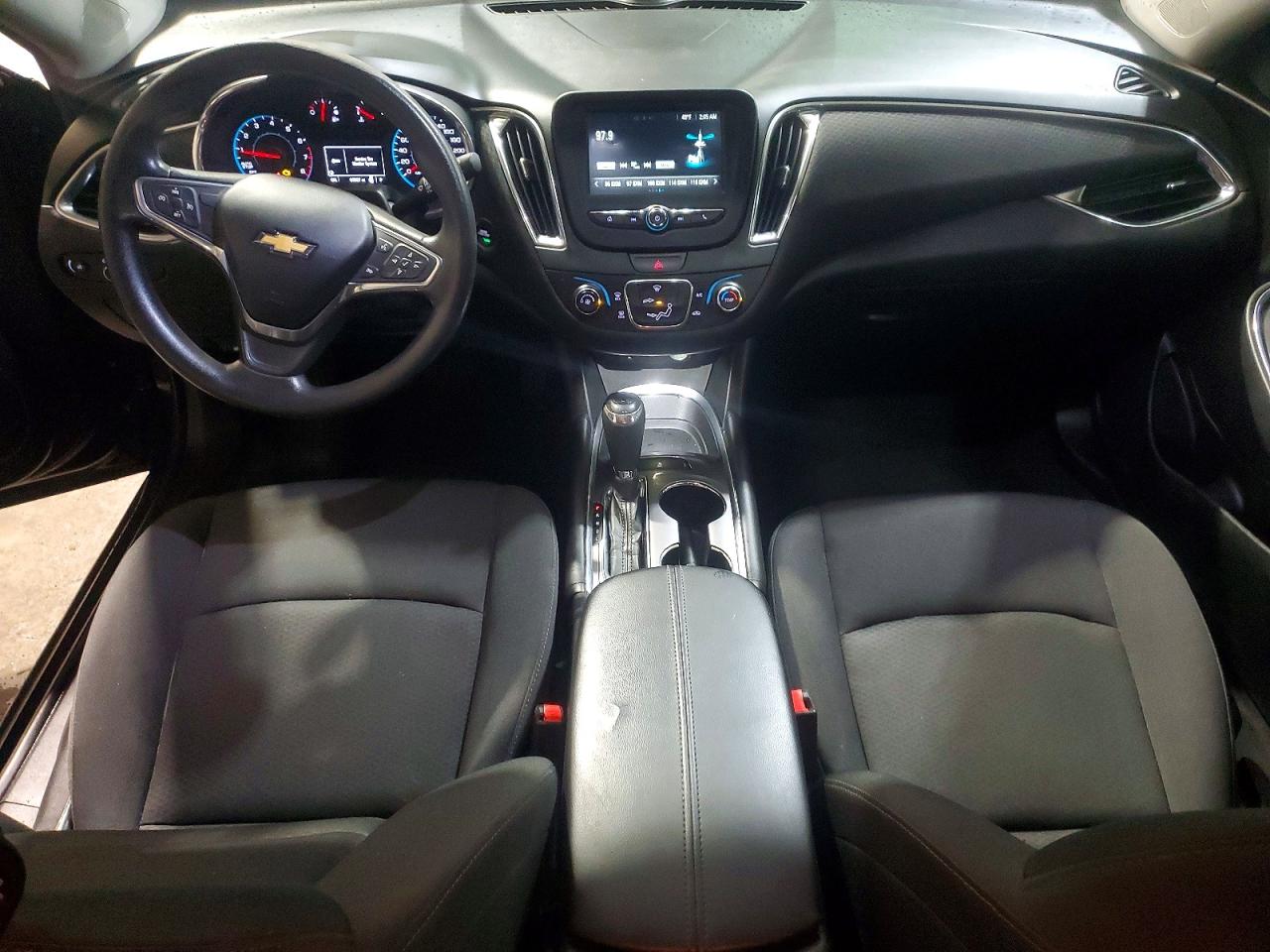 2016 CHEVROLET MALIBU LT photo 8
