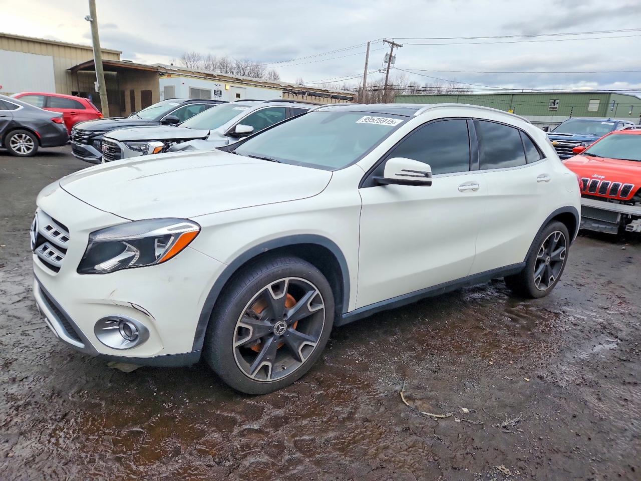 2019 MERCEDES-BENZ GLA