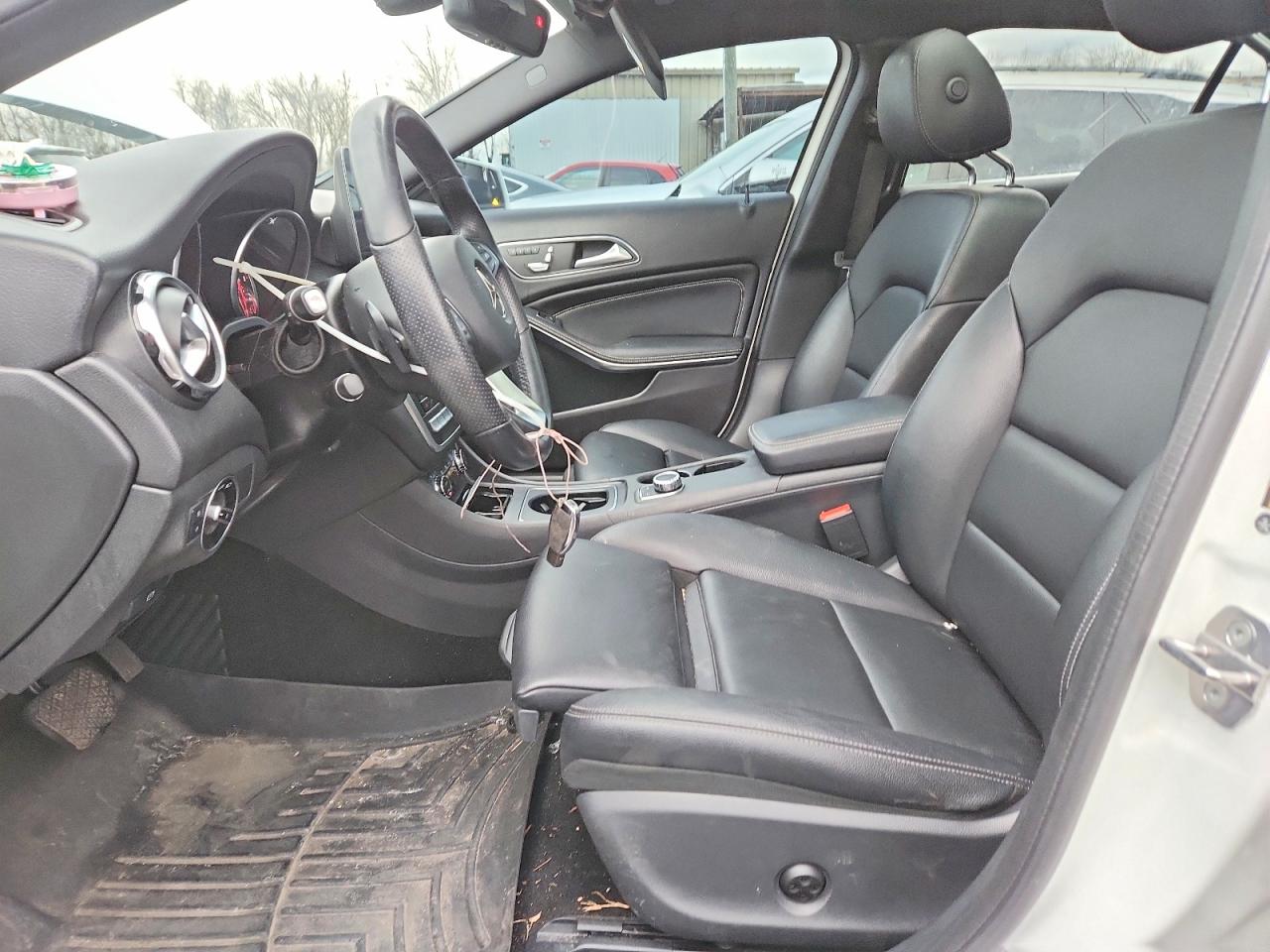 2019 MERCEDES-BENZ GLA 250 4MATIC photo 13