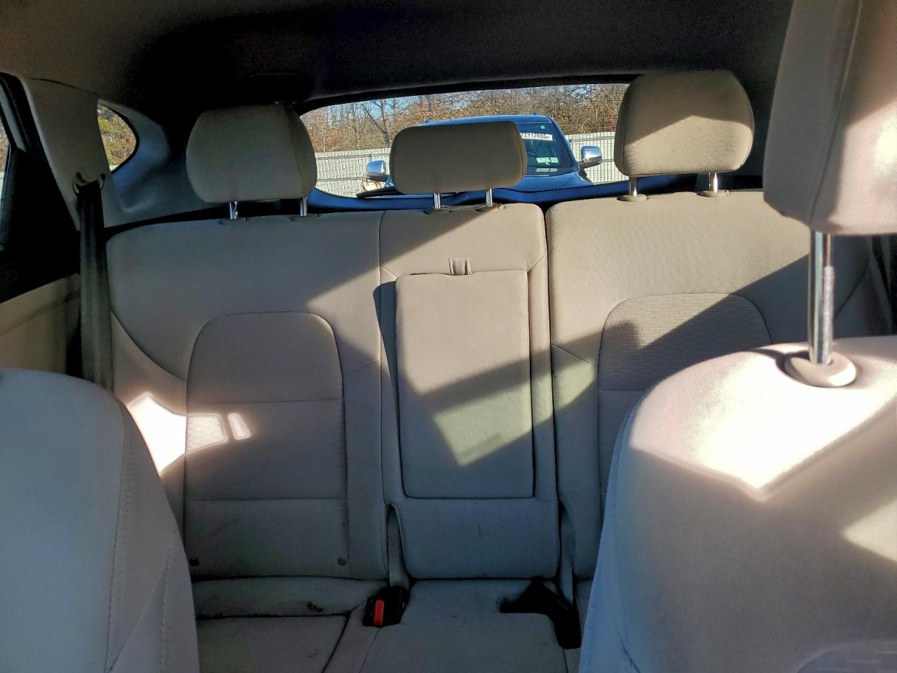 2019 HYUNDAI TUCSON SE photo 10