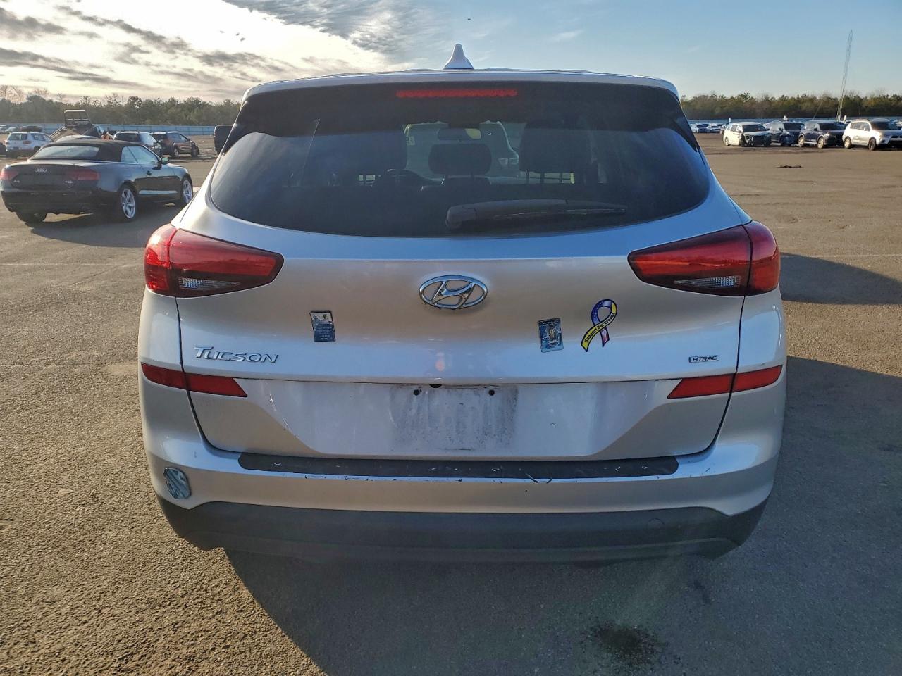 2019 HYUNDAI TUCSON SE photo 6