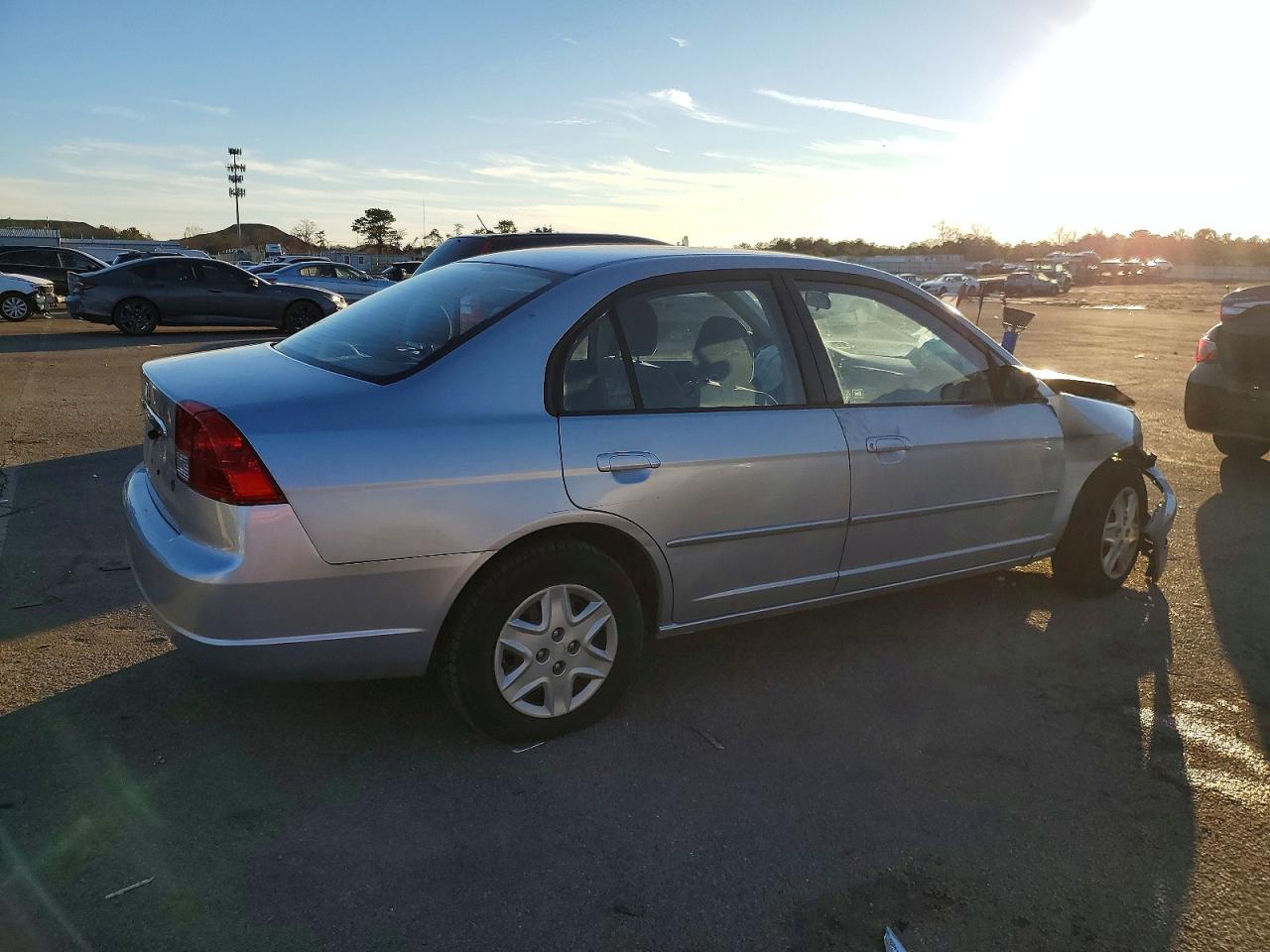 2003 HONDA CIVIC LX photo 3