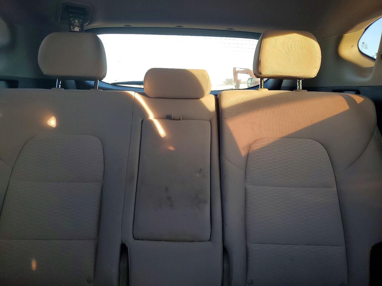 2019 HYUNDAI TUCSON SE photo 10