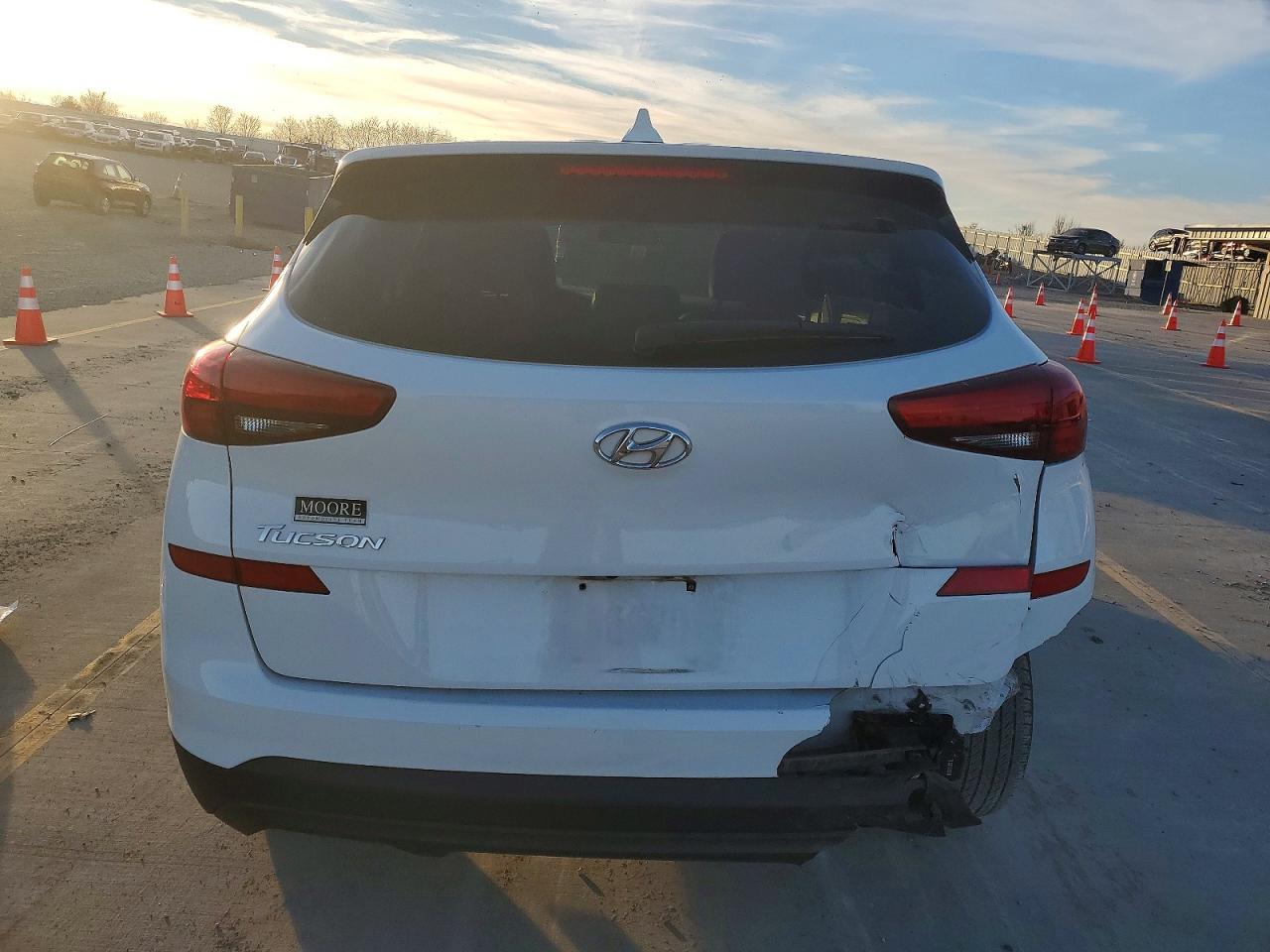 2019 HYUNDAI TUCSON SE photo 6