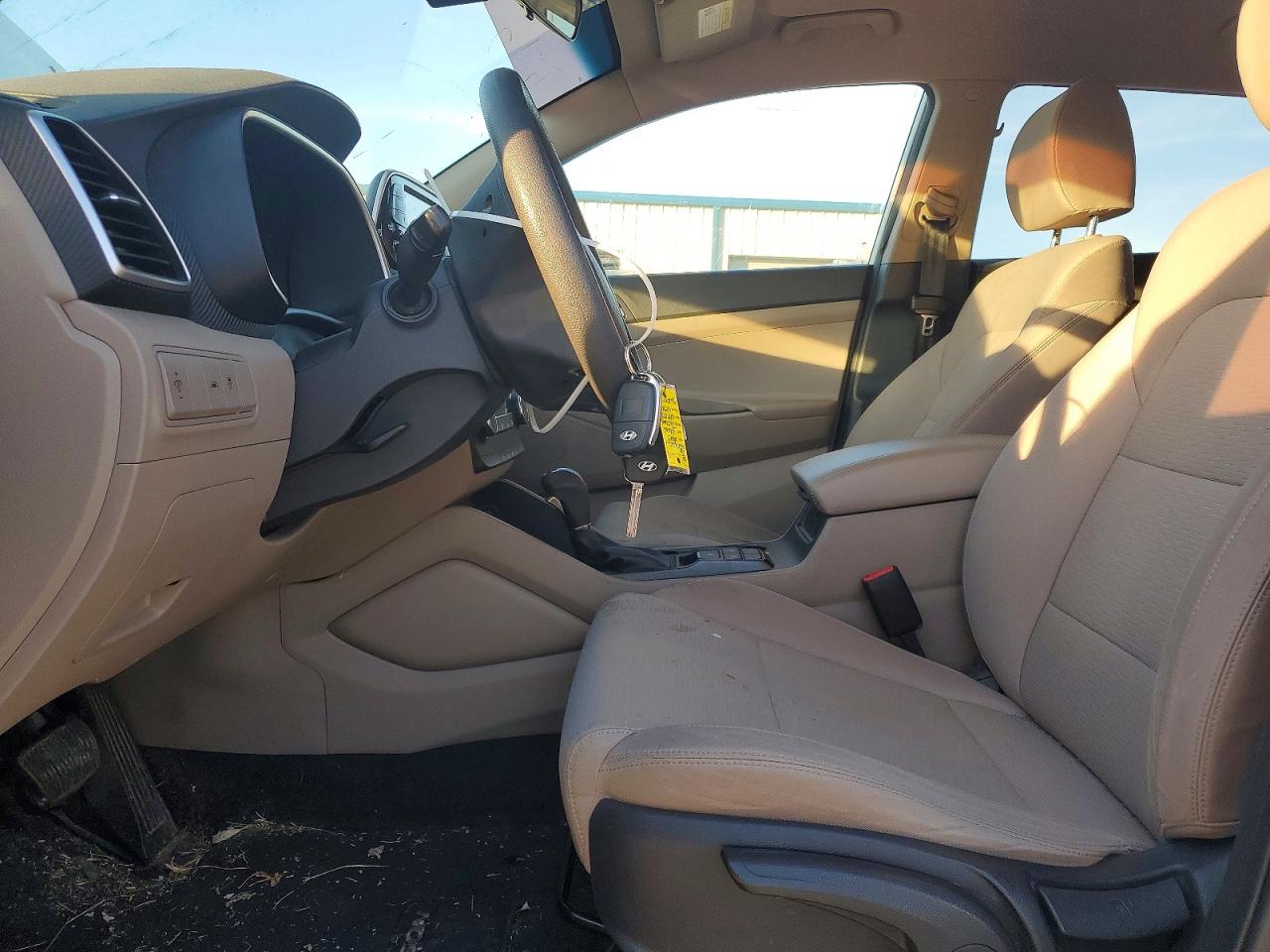 2019 HYUNDAI TUCSON SE photo 7