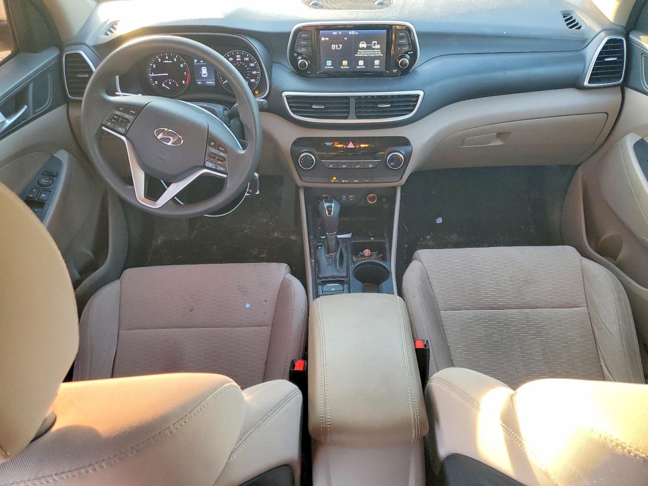2019 HYUNDAI TUCSON SE photo 8