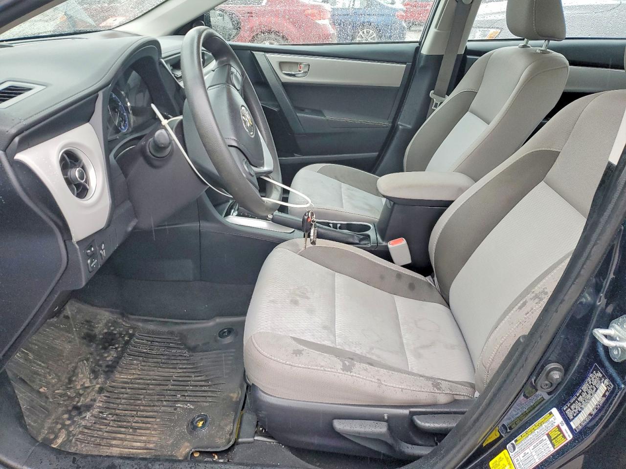 2019 TOYOTA COROLLA L photo 7