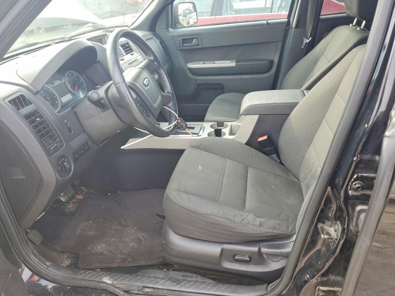 2010 FORD ESCAPE XLT photo 7