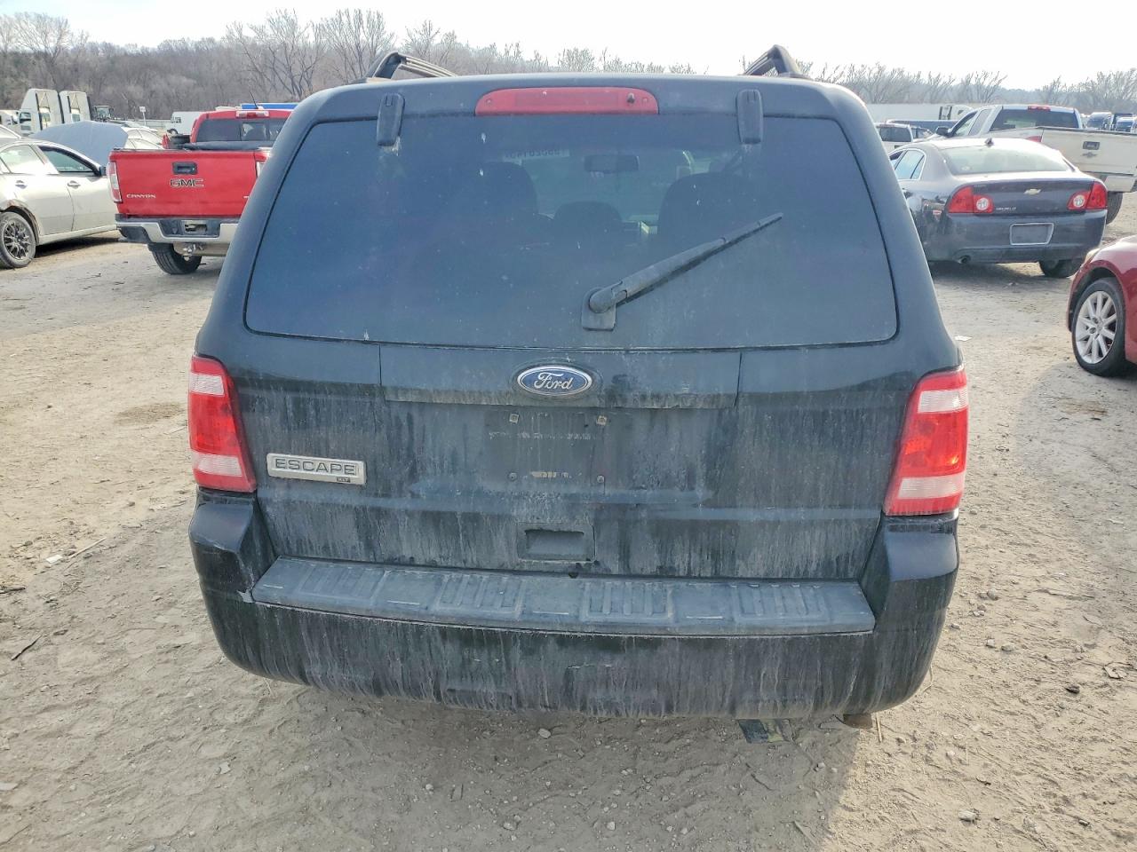2010 FORD ESCAPE XLT photo 6