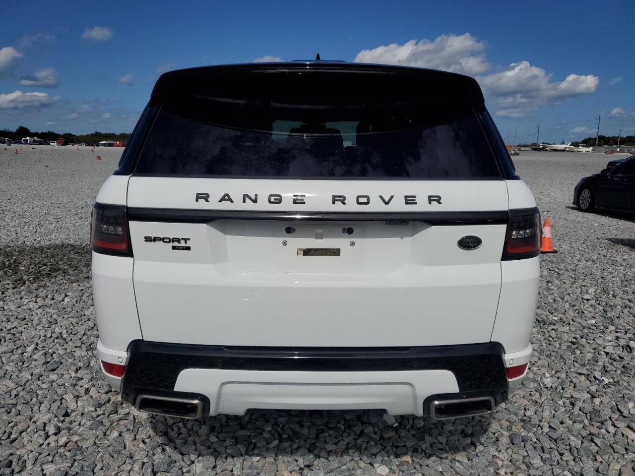 2021 LAND ROVER RANGE ROVER SPORT HST photo 6