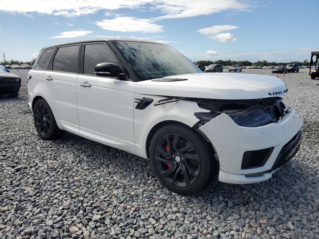 2021 LAND ROVER RANGE ROVER SPORT HST photo 4