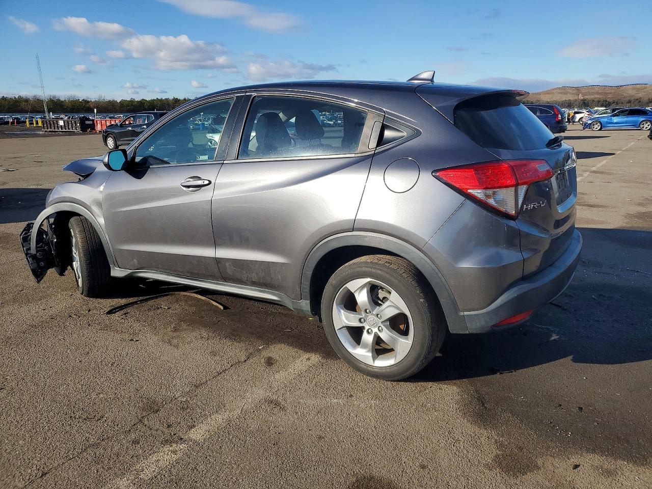 2019 HONDA HR-V LX photo 2