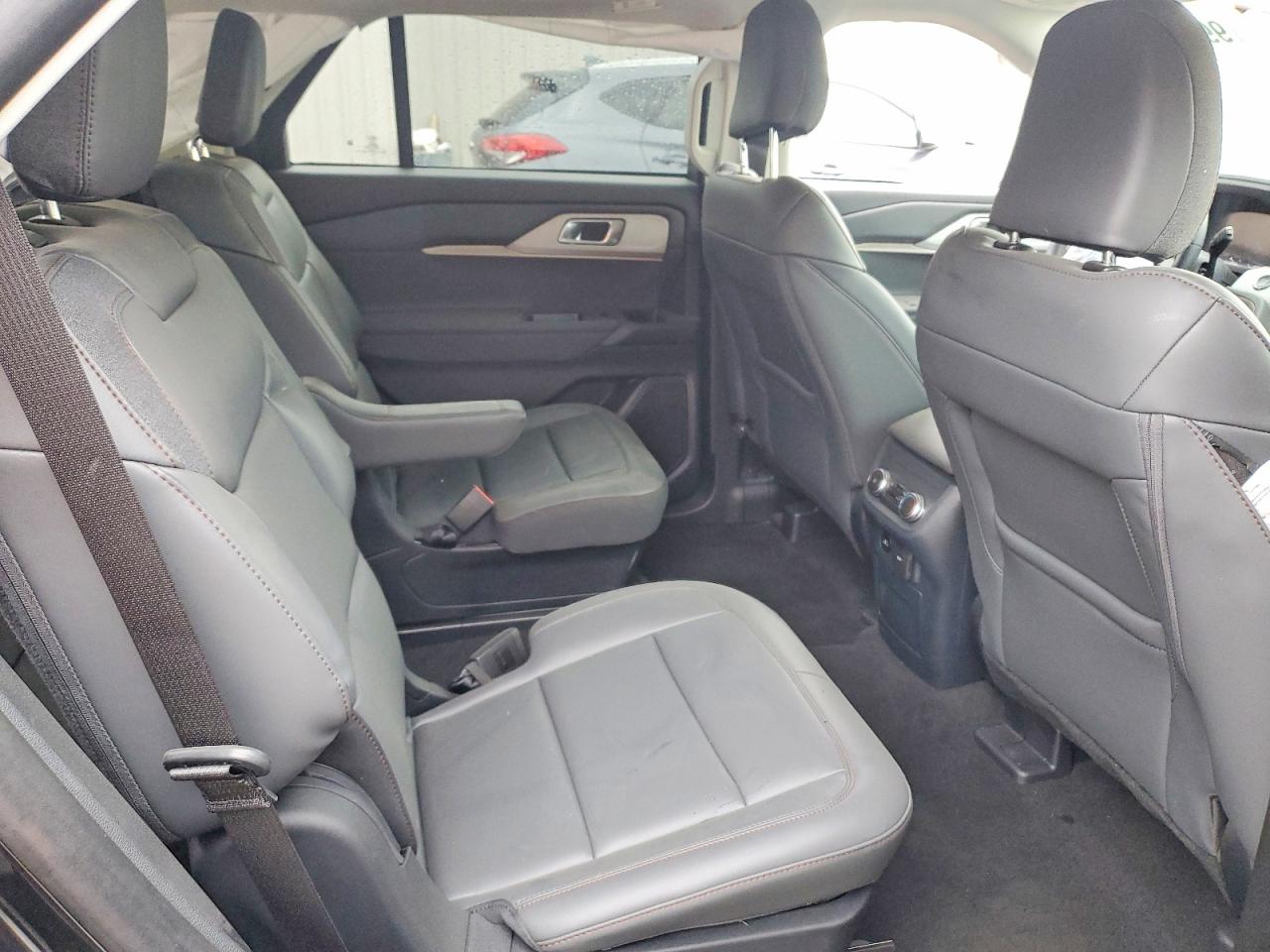 2025 FORD EXPLORER ACTIVE photo 11