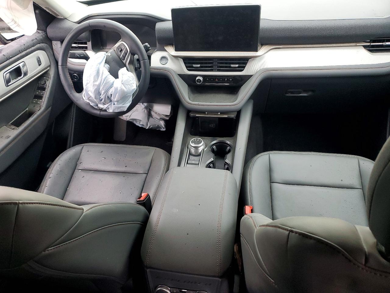 2025 FORD EXPLORER ACTIVE photo 8