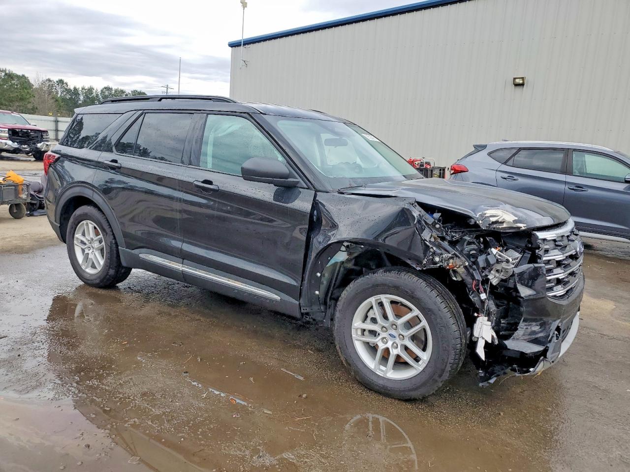 2025 FORD EXPLORER ACTIVE photo 4