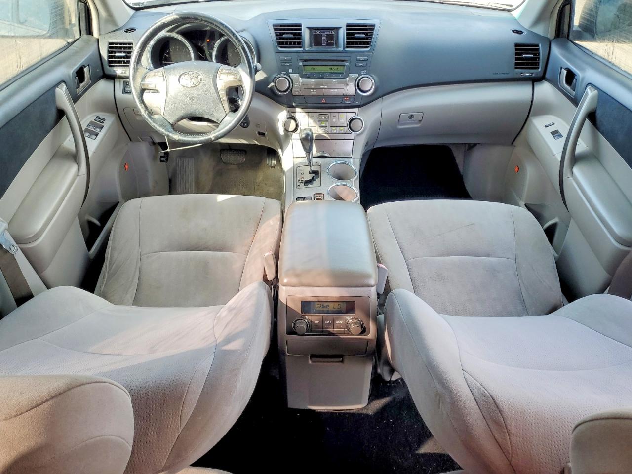 2008 TOYOTA HIGHLANDER SPORT photo 8