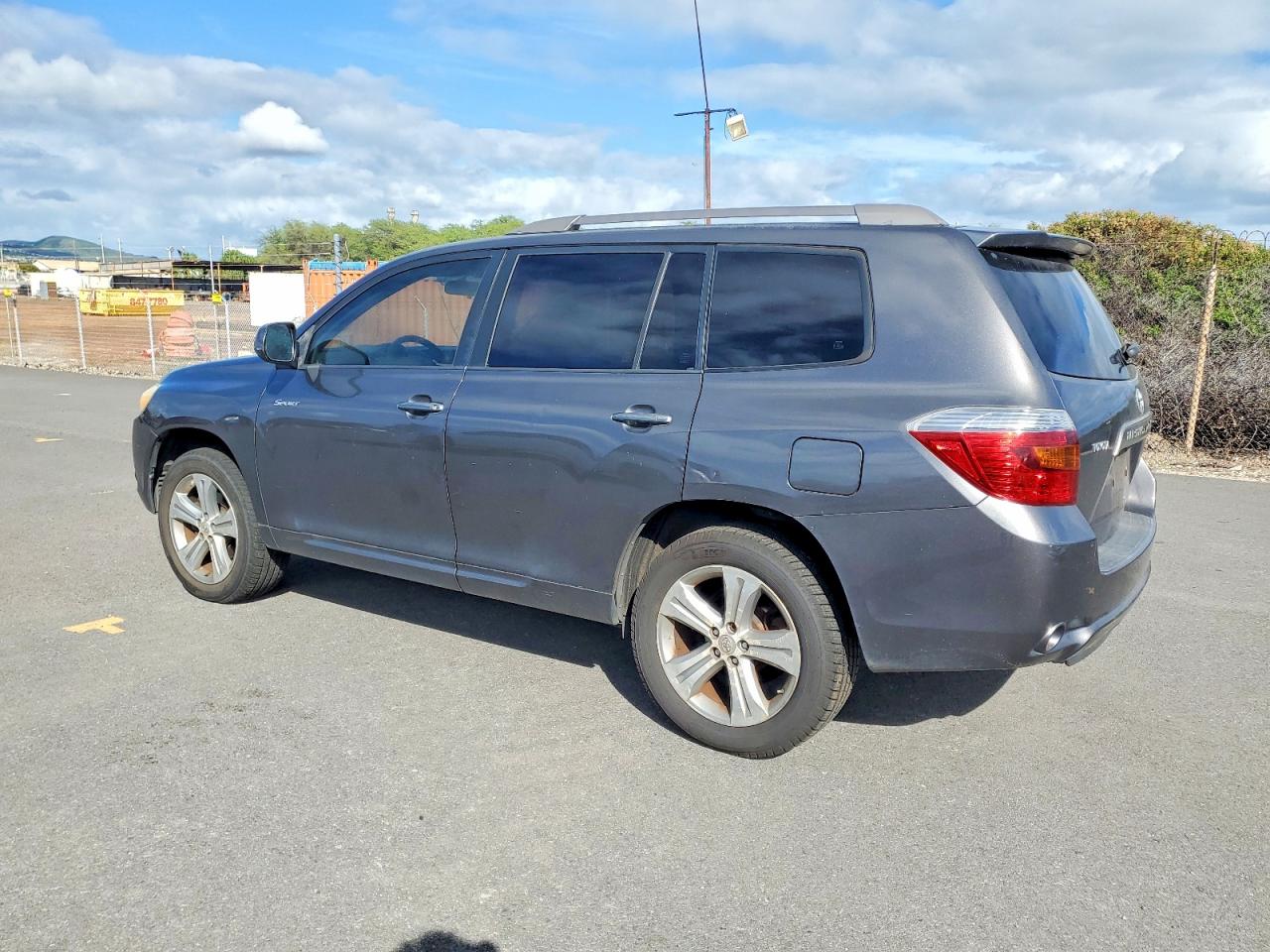 2008 TOYOTA HIGHLANDER SPORT photo 2