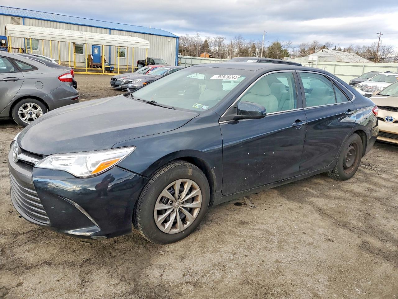 2015 TOYOTA CAMRY